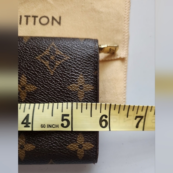 ✨️Louis Vuitton Vintage Monogram Snap Wallet - Picture 11 of 13
